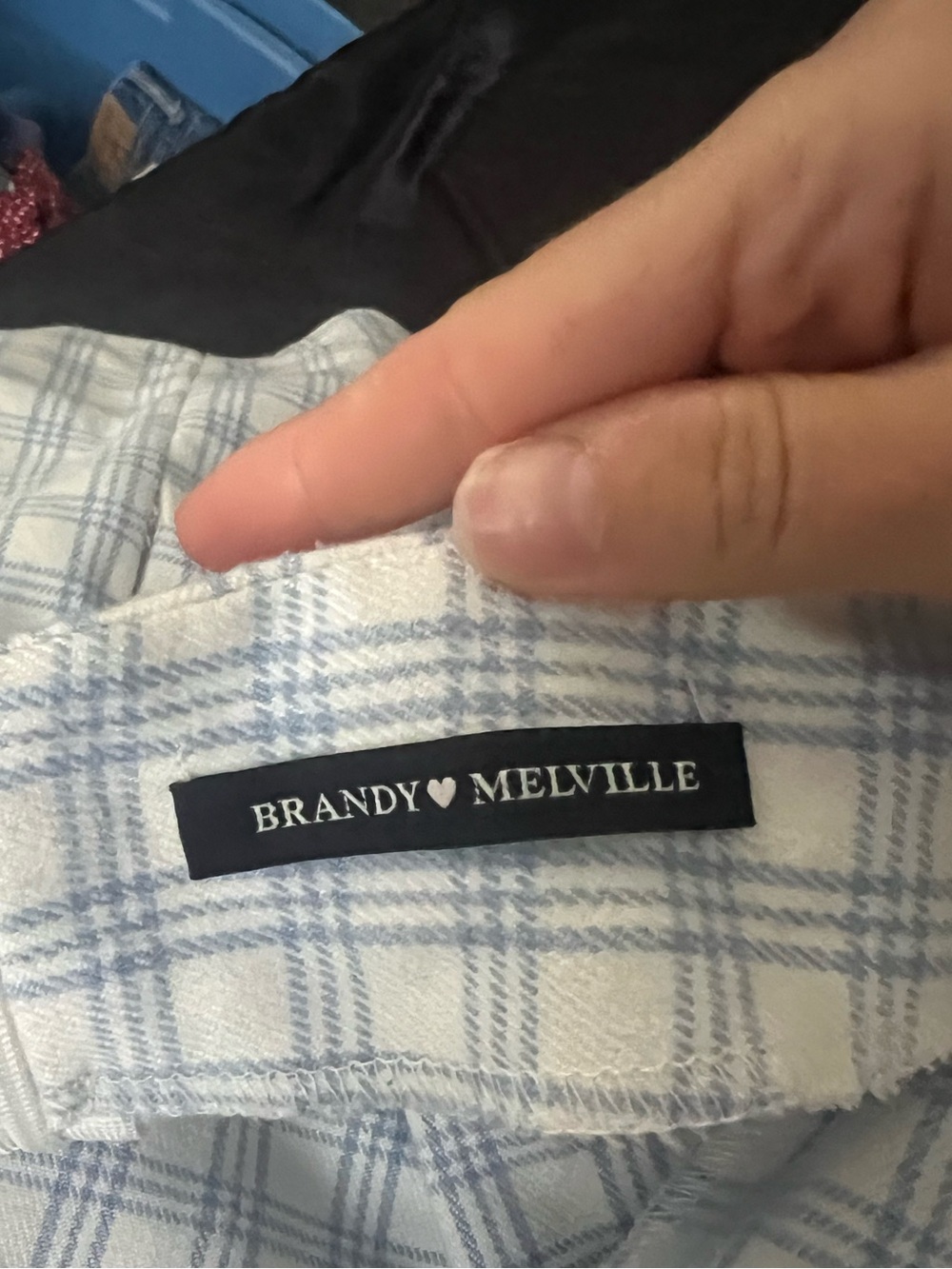 Brandy Melville plaid mini skirt in a white/blue check print - Picture 4 of 4